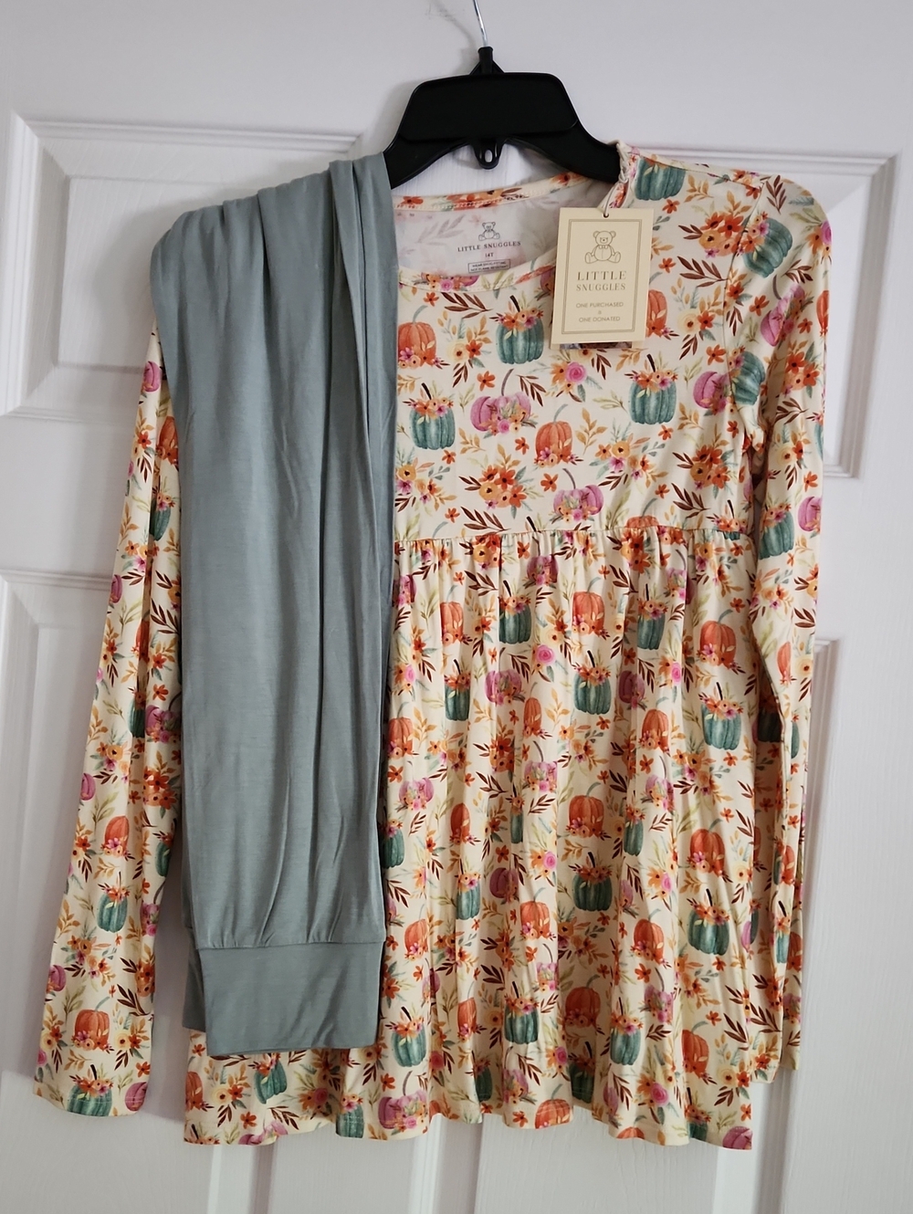 Floral Pumpkin Peplum Top with Sage Leggings Size 14